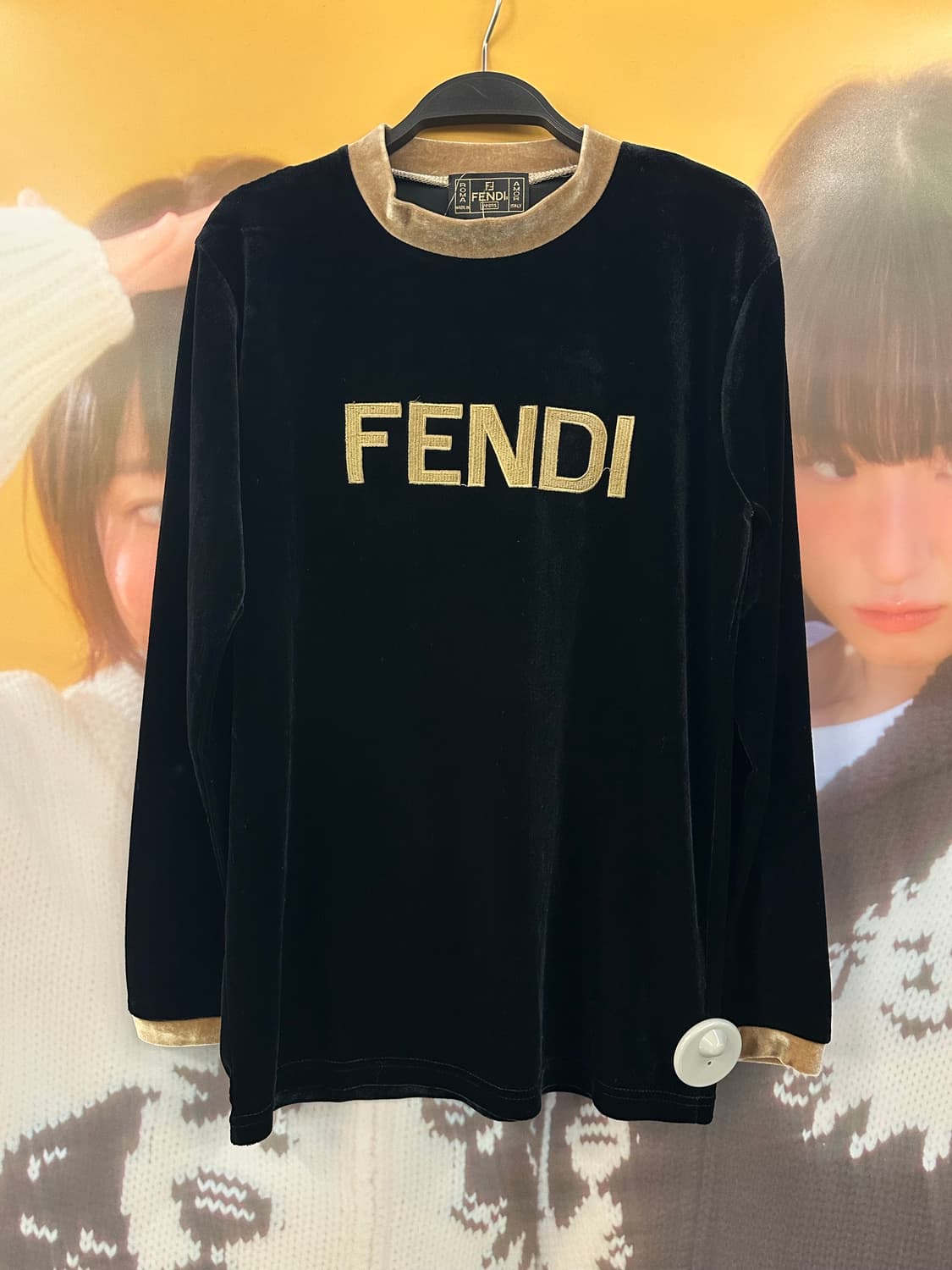 FENDI 펜디 벨벳 롱슬리브 상품이미지1