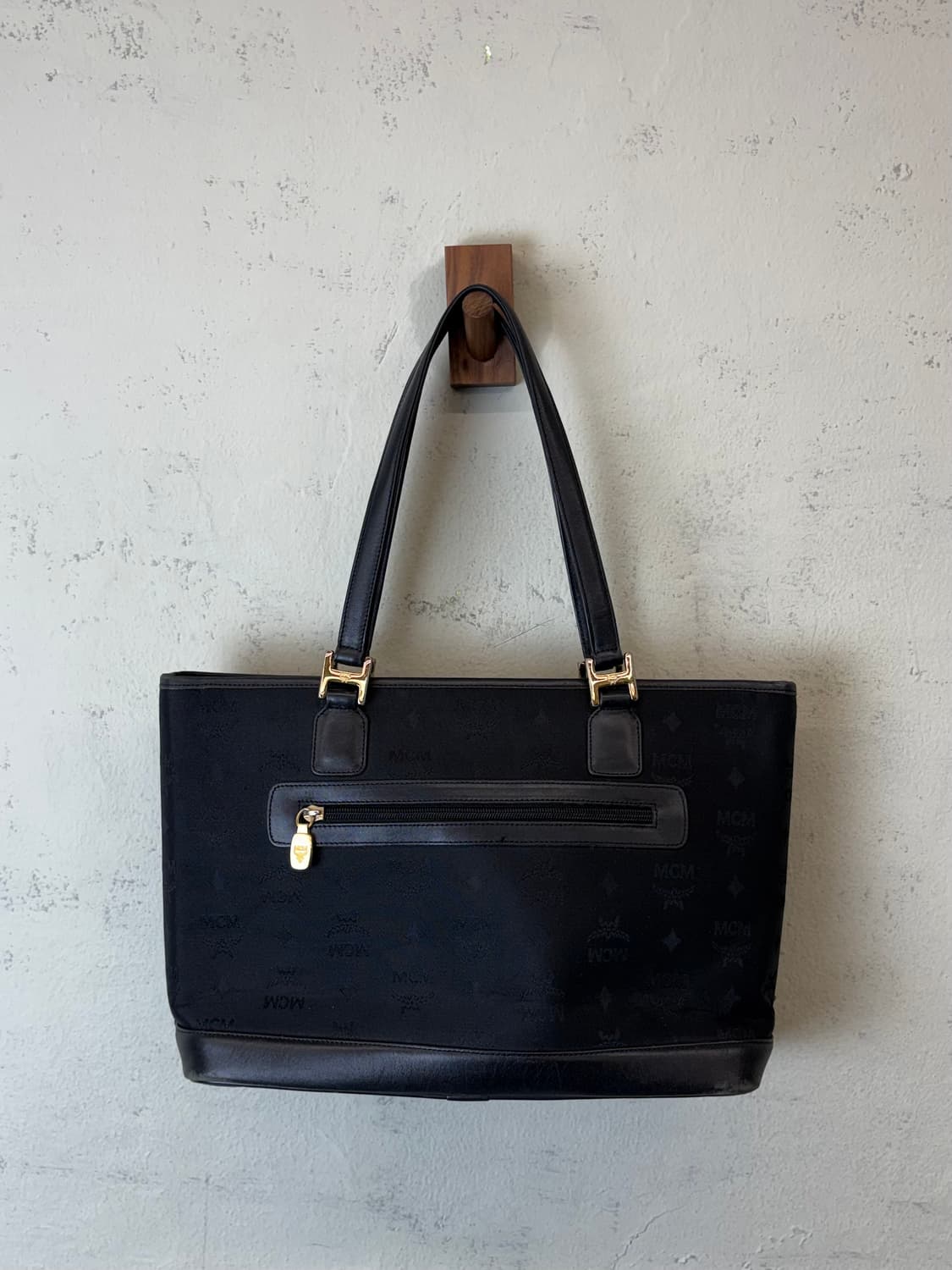 MCM 엠씨엠 빈티지 블랙 토트백 상품이미지2