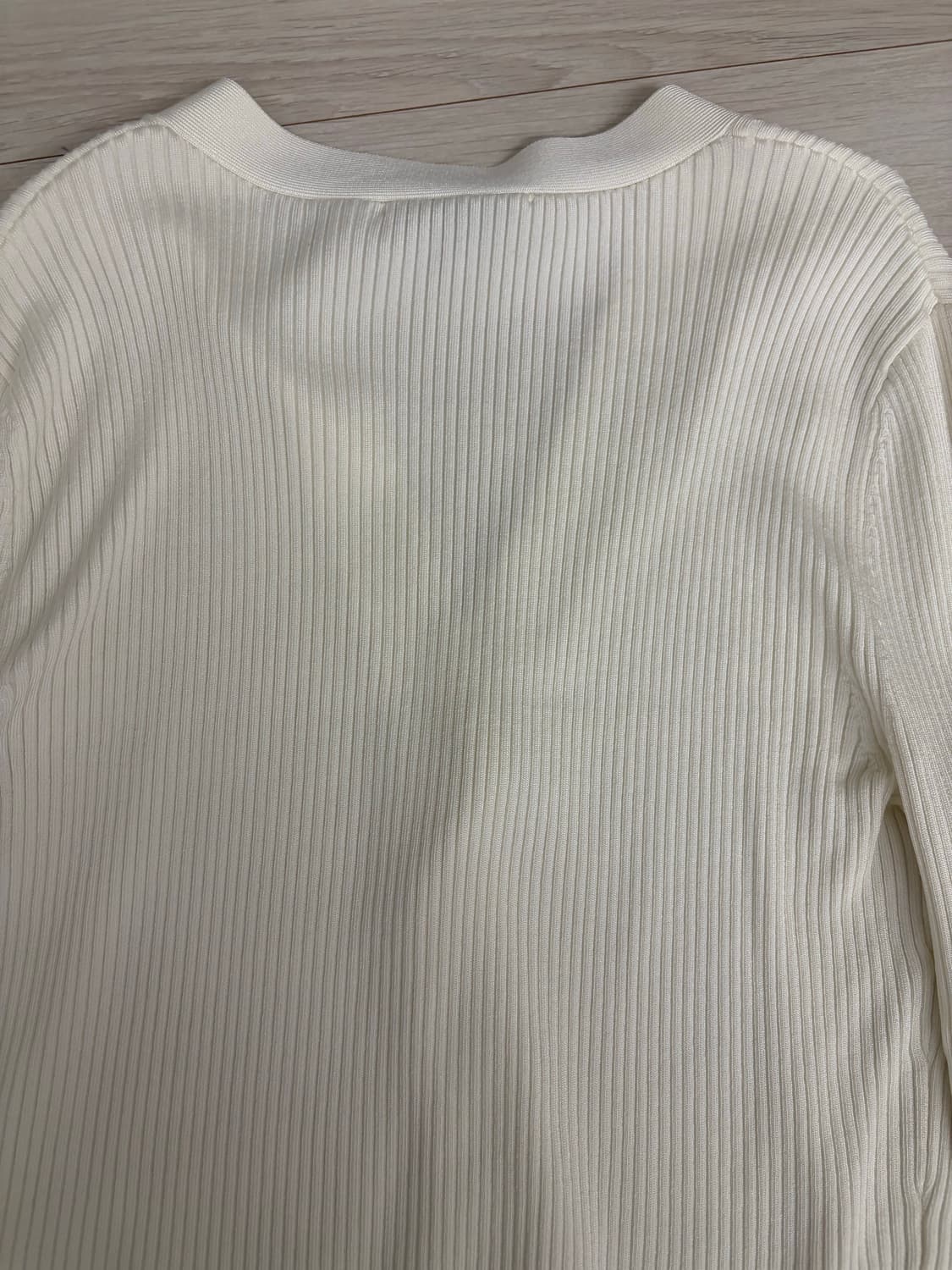 앤아더스토리즈 아이보리 크롭 가디건 s 상품이미지6