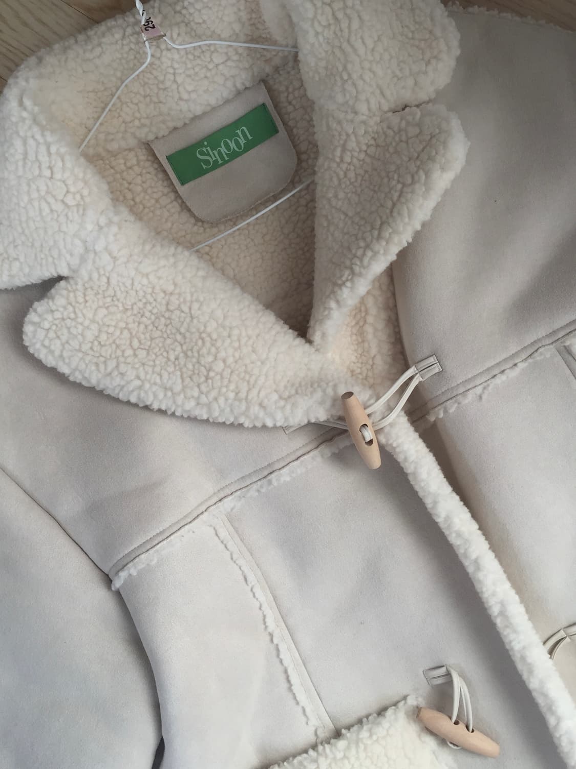 시눈 무스탕코트 상품이미지3