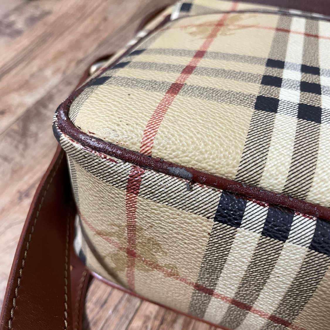 빈티지 버버리 크로스백(하자있음) 상품이미지7