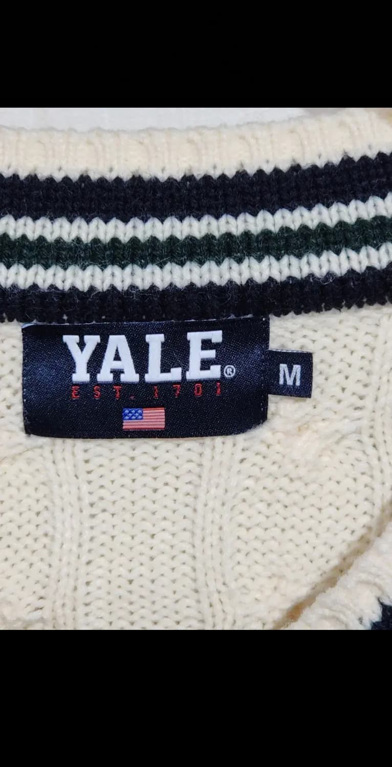 (L) 예일 케이블 니트 아이보리 꽈배기 스웨터 브이넥  상품이미지3