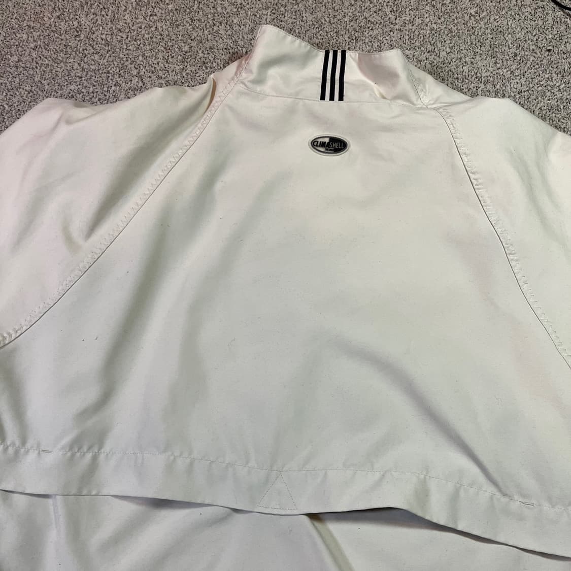 아디다스 삼각로고 아노락 상품이미지3