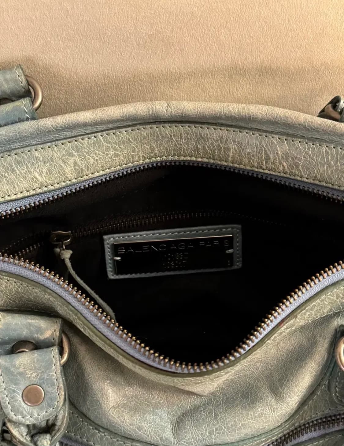 발렌시아가 모터백 티파니블루 민트 상품이미지7