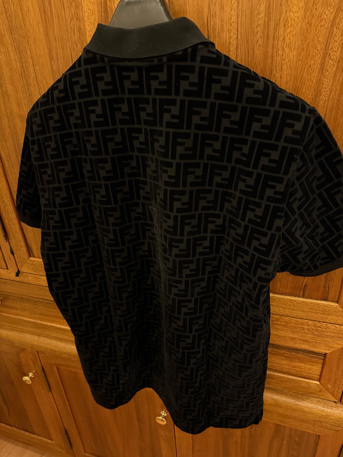 펜디 FF로고 폴로 티셔츠 XL 상품이미지4