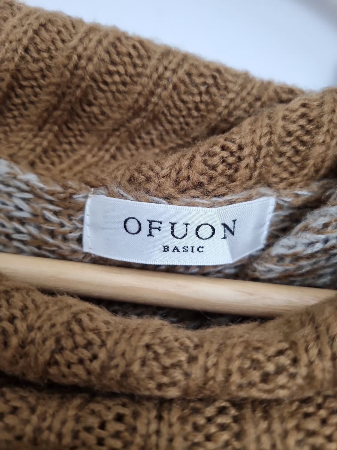 OFUON 오프숄더 터틀넥 니트 미니 원피스 아크릴 100% 상품이미지7