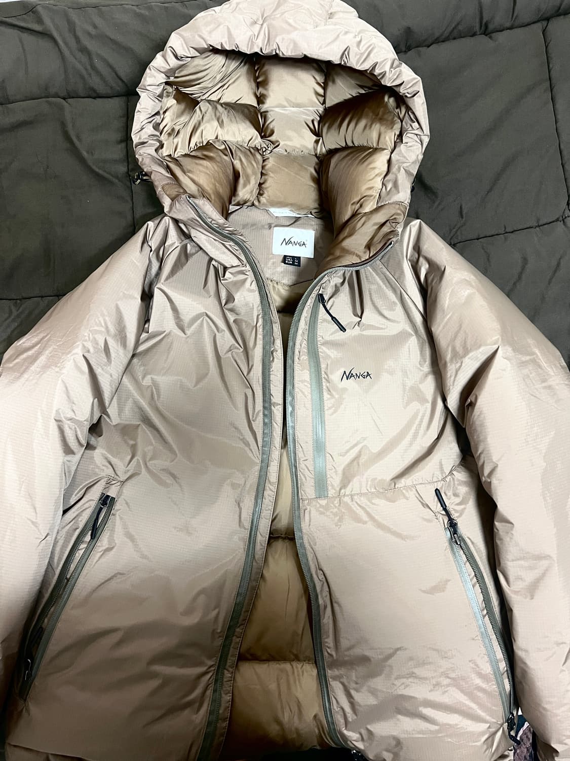 nanga(난가)오로라 다운 패딩 L 상품이미지1