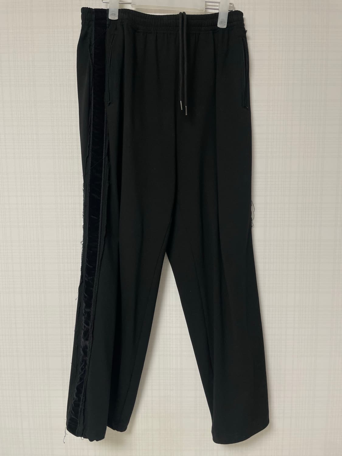 24ss 유스 트랙 팬츠 Side Tape Track Pants 상품이미지4