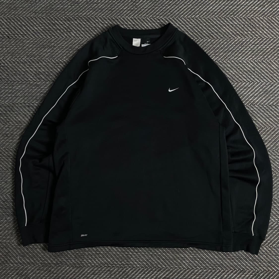 00s 나이키 드라이핏 스우시로고 트레이닝 탑y 2972 상품이미지2