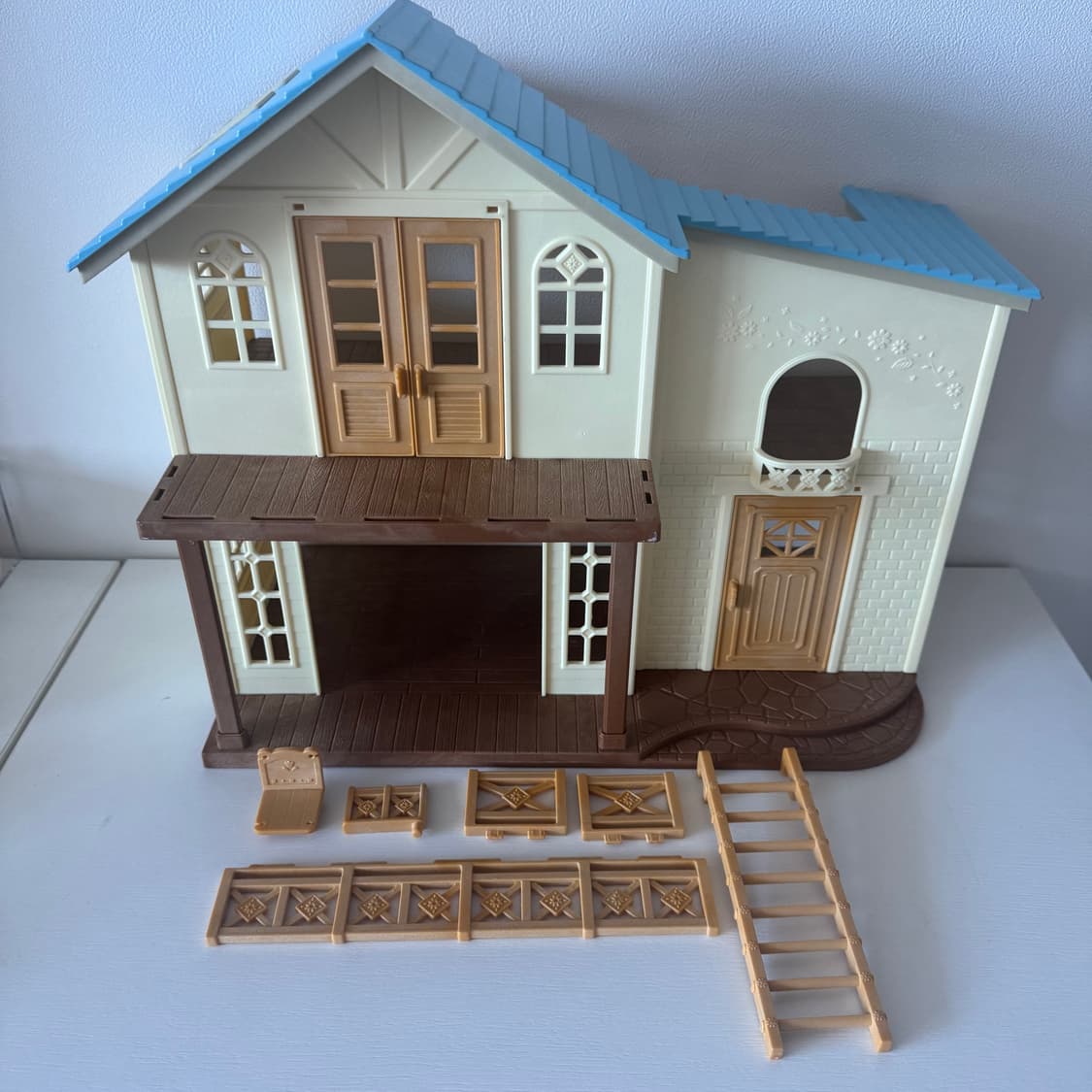 단종된 실바니안 미풍언덕의 집 / 산들바람 언덕의 집 상품이미지1