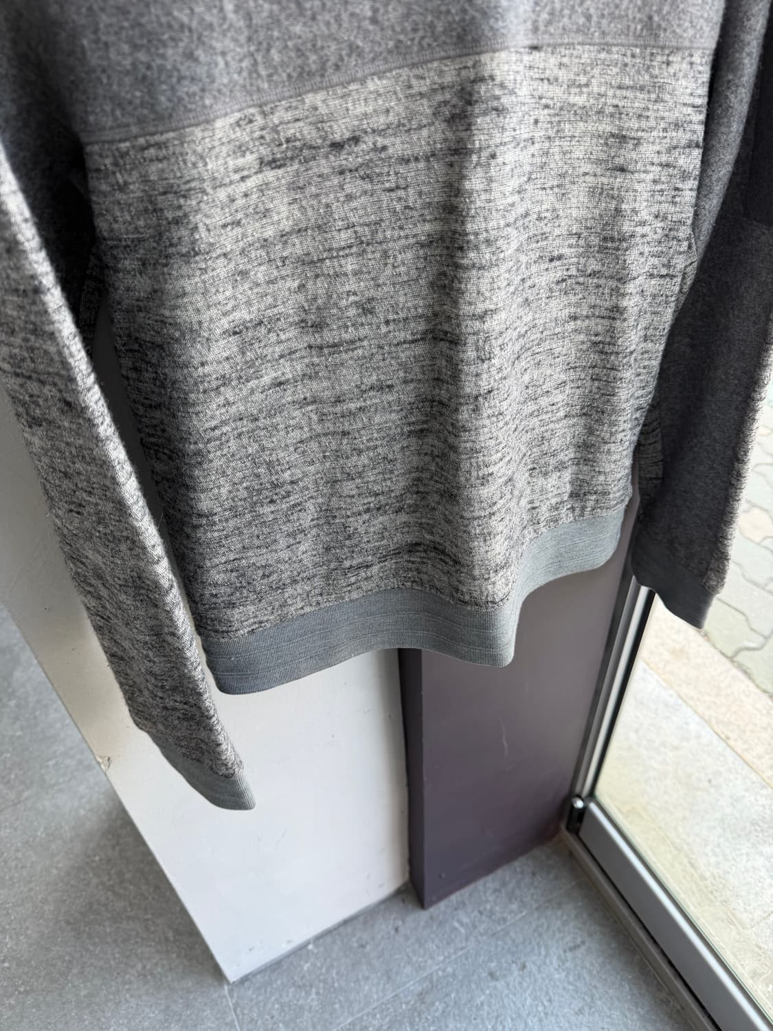 46/ 우영미 스퀘어 배색 맨투맨 상품이미지4