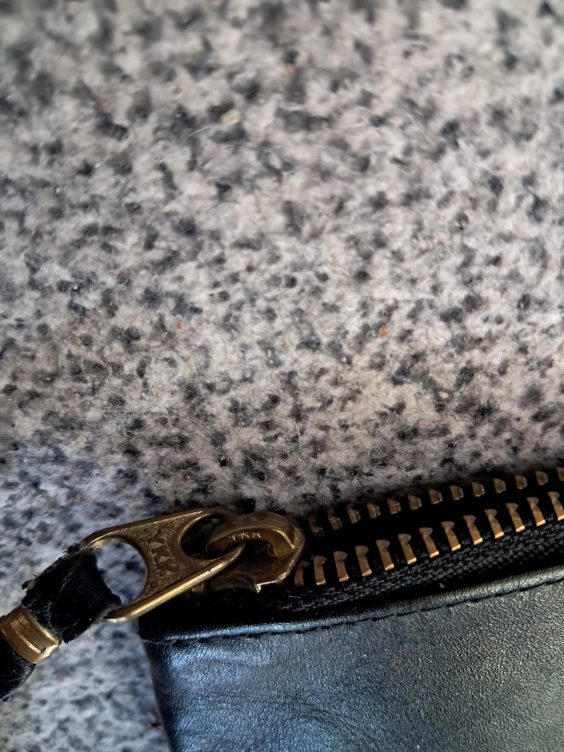 꼼데가르송 가죽파우치 상품이미지4