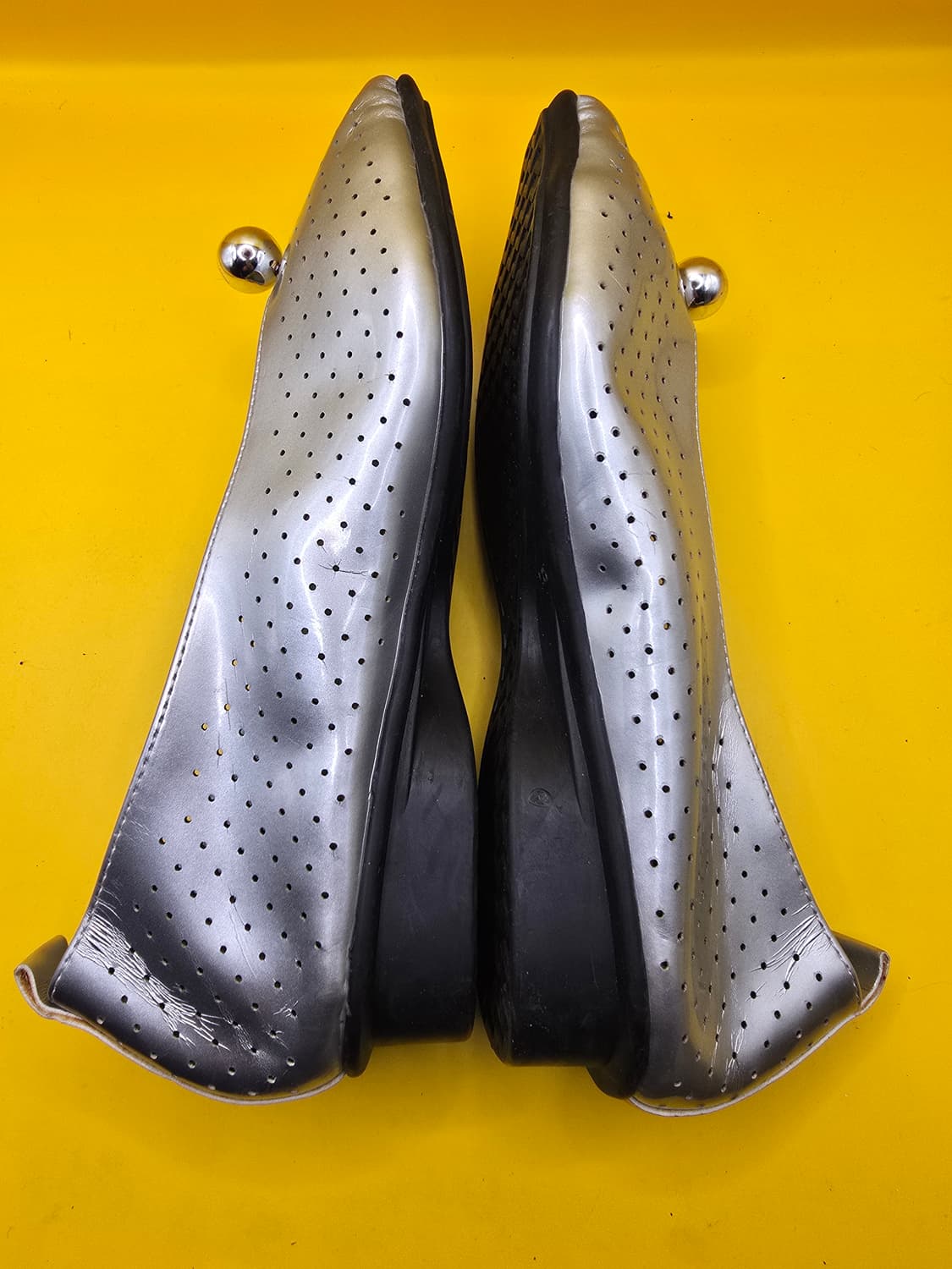 heophony 펀칭 가죽 플랫슈즈 (235) 상품이미지3