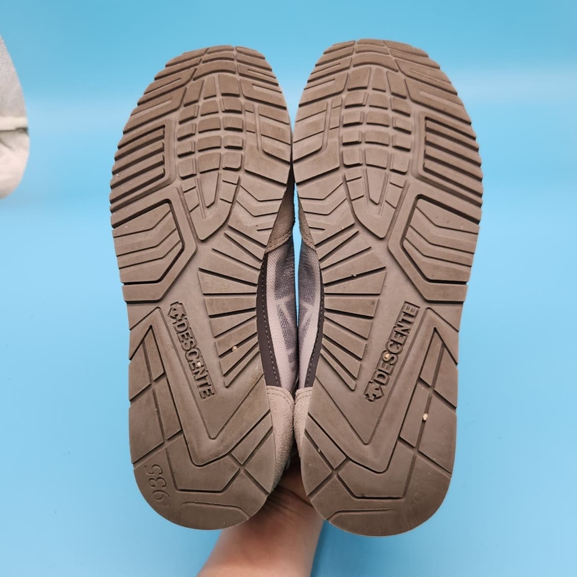 oo데상트 운동화 250 상품이미지3