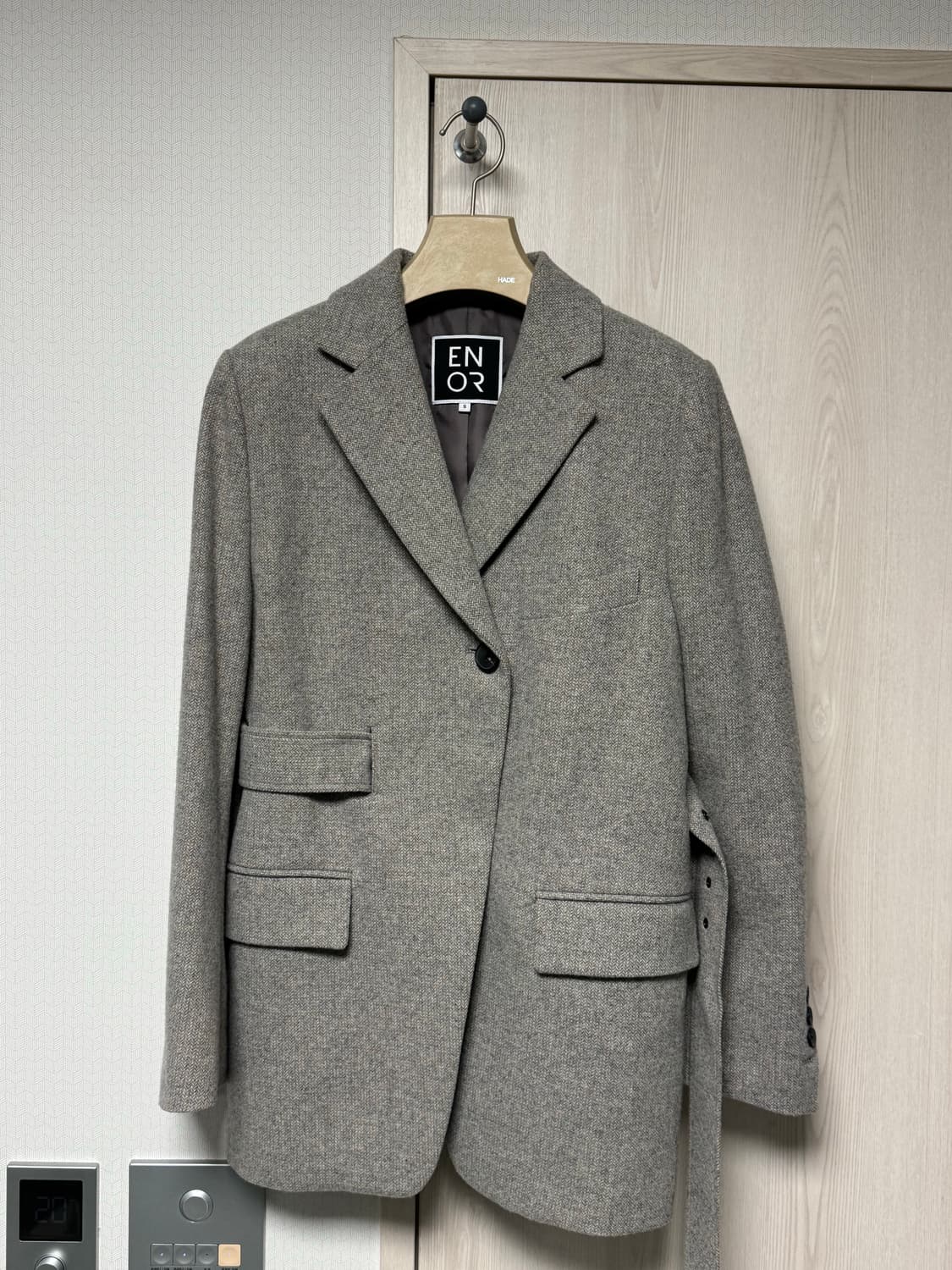 엔오르 웨이스트 벨트 포인트 자켓 WAIST BELT POINTED JA 상품이미지2