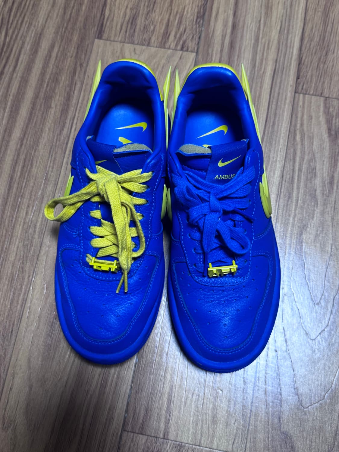 나이키 x 엠부쉬 에어포스 1 로우 SP 게임 로얄 앤 비비드 설퍼 상품이미지2