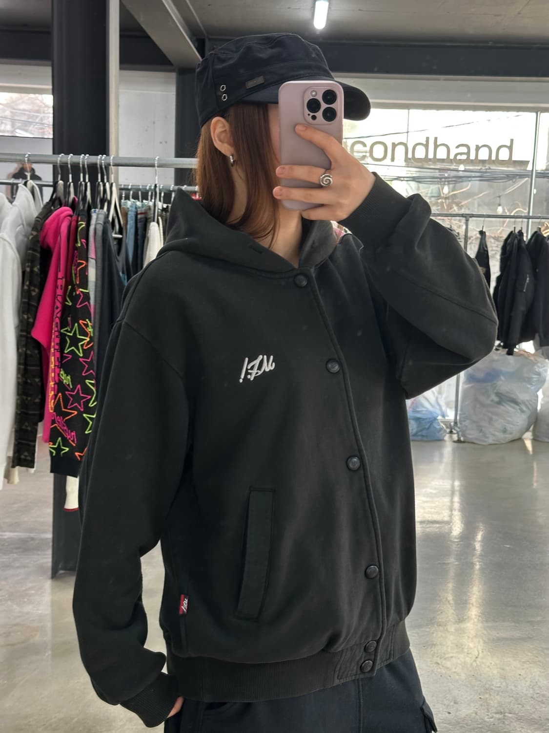 마자플라바 그래비티 자수로고 후드티 상품이미지3