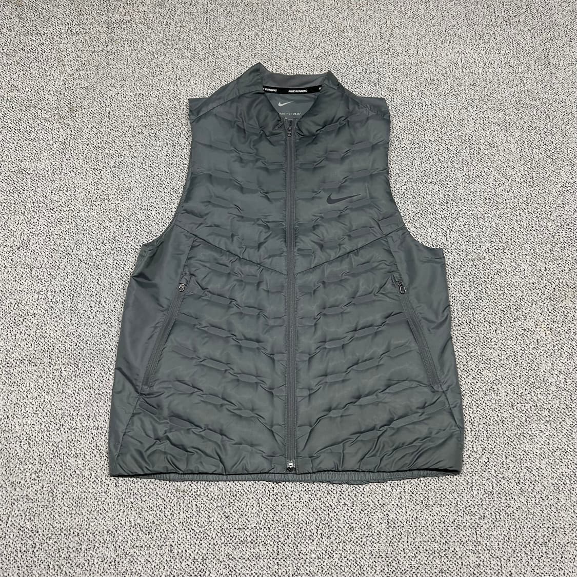 나이키 써마핏adv 러닝베스트 상품이미지1