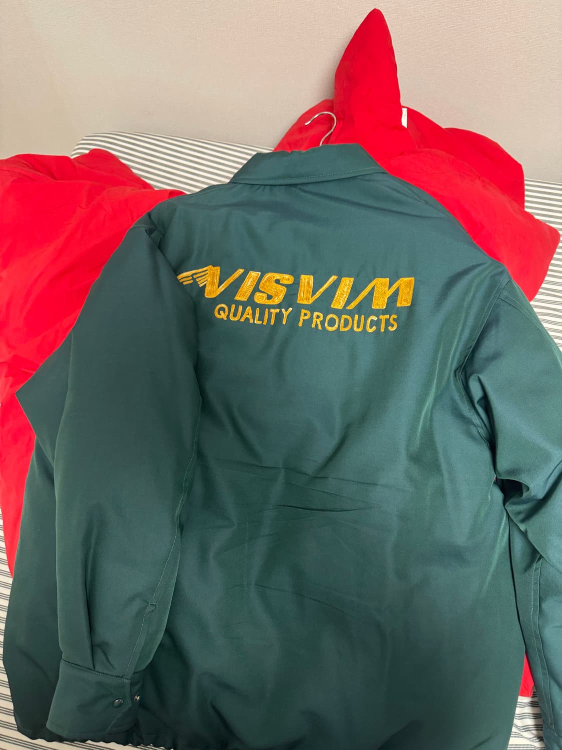 비즈빔 코치다운자켓 그린컬러 24aw 3size 상품이미지4