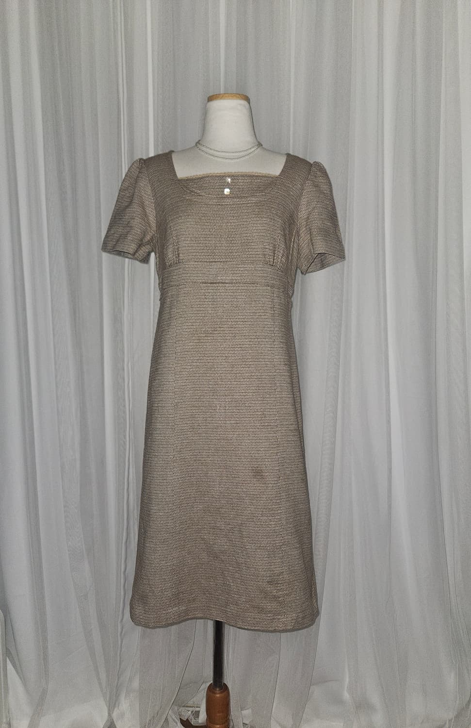 suivi 모래 자개버튼 원피스  상품이미지1