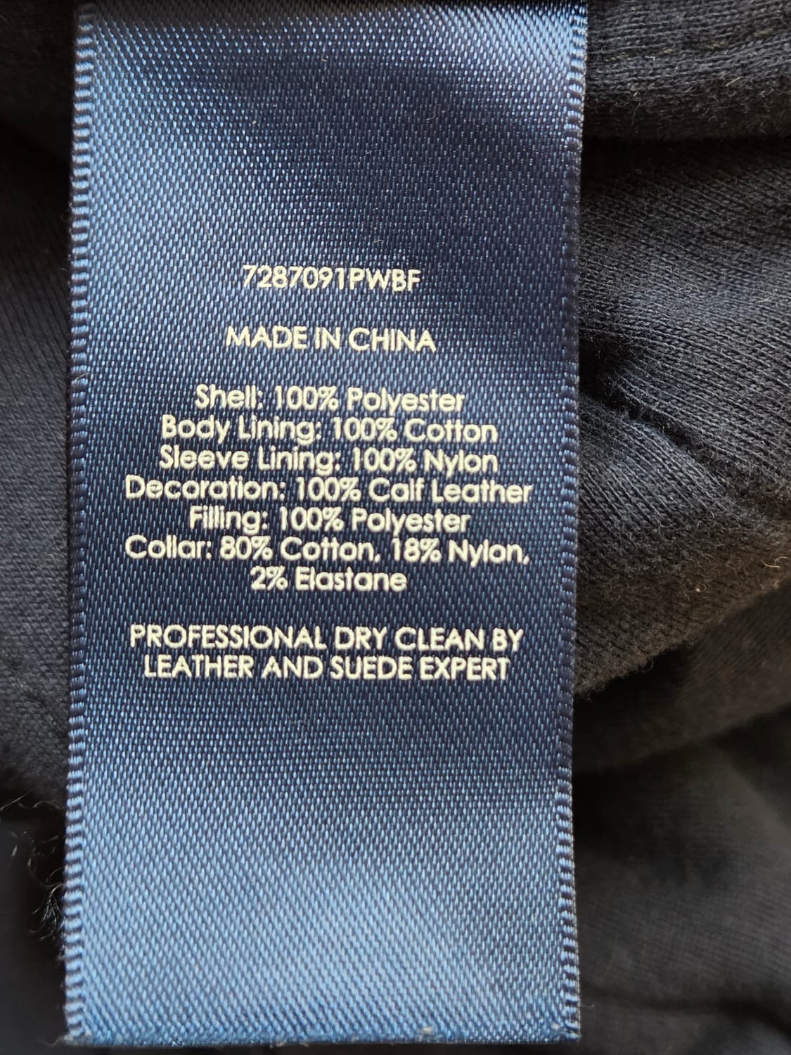 랄프로렌 네이비 자켓 L사이즈 판매합니다. 톤 다운된 네이비 색상이라서  상품이미지4