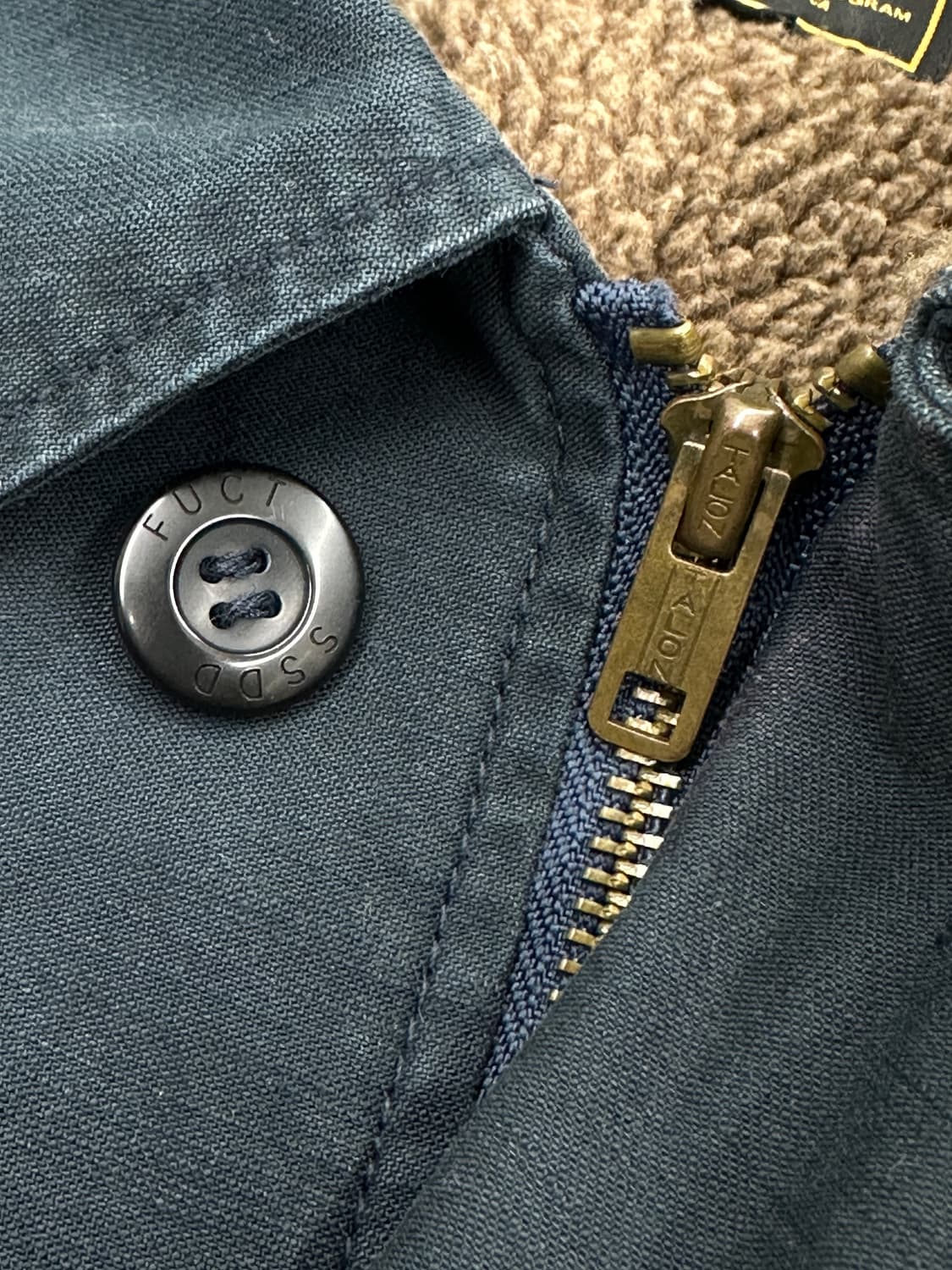 FUCT SSDD A-2 덱 자켓 L 상품이미지9