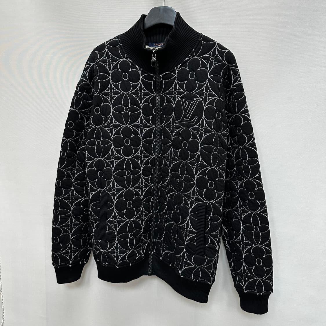 루이비통 집 스루 모노그램 플라워 블루종 ( 105~110 ) 상품이미지3