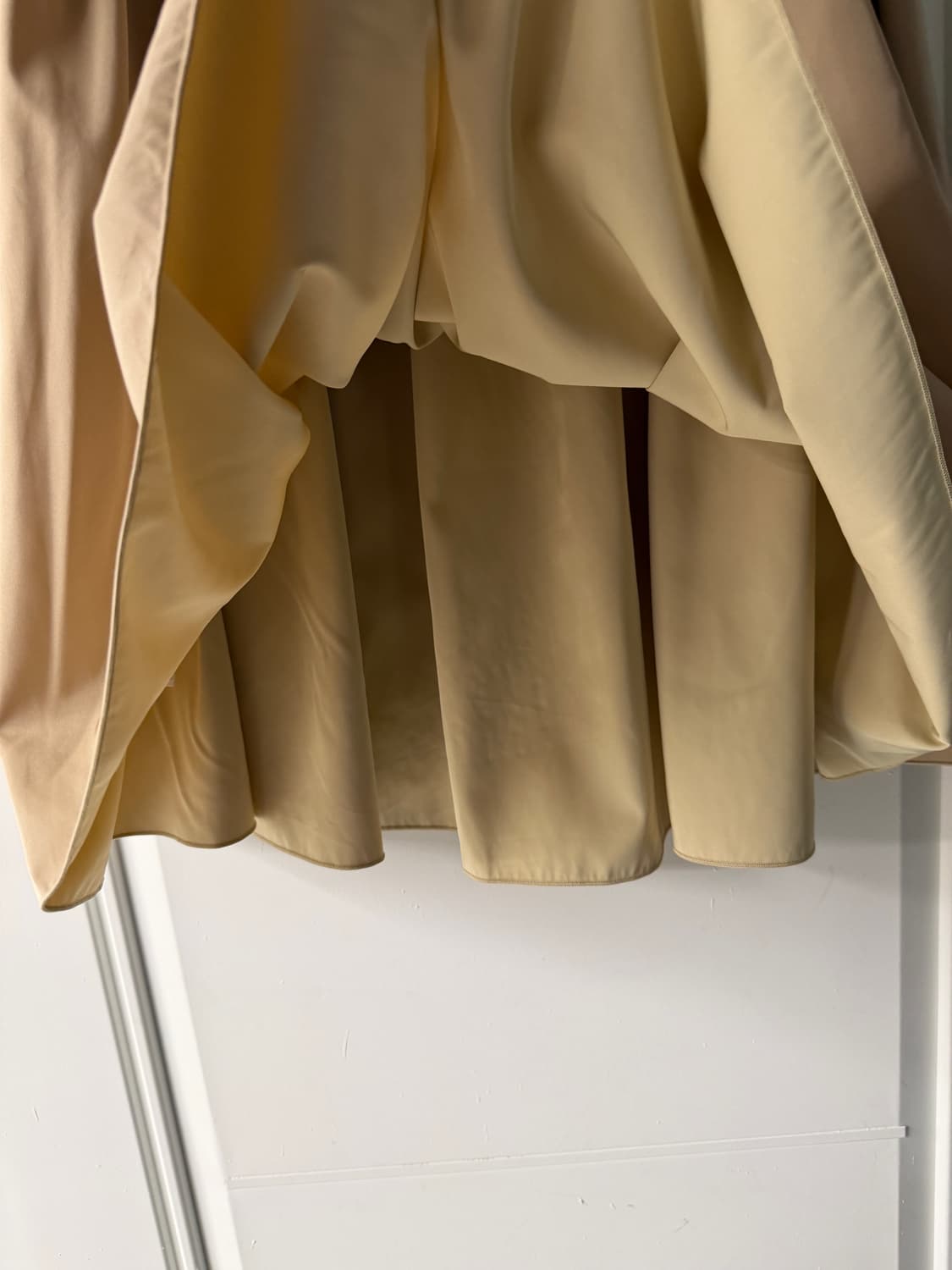 일본빈티지 주름 베이지 미디스커트 상품이미지7