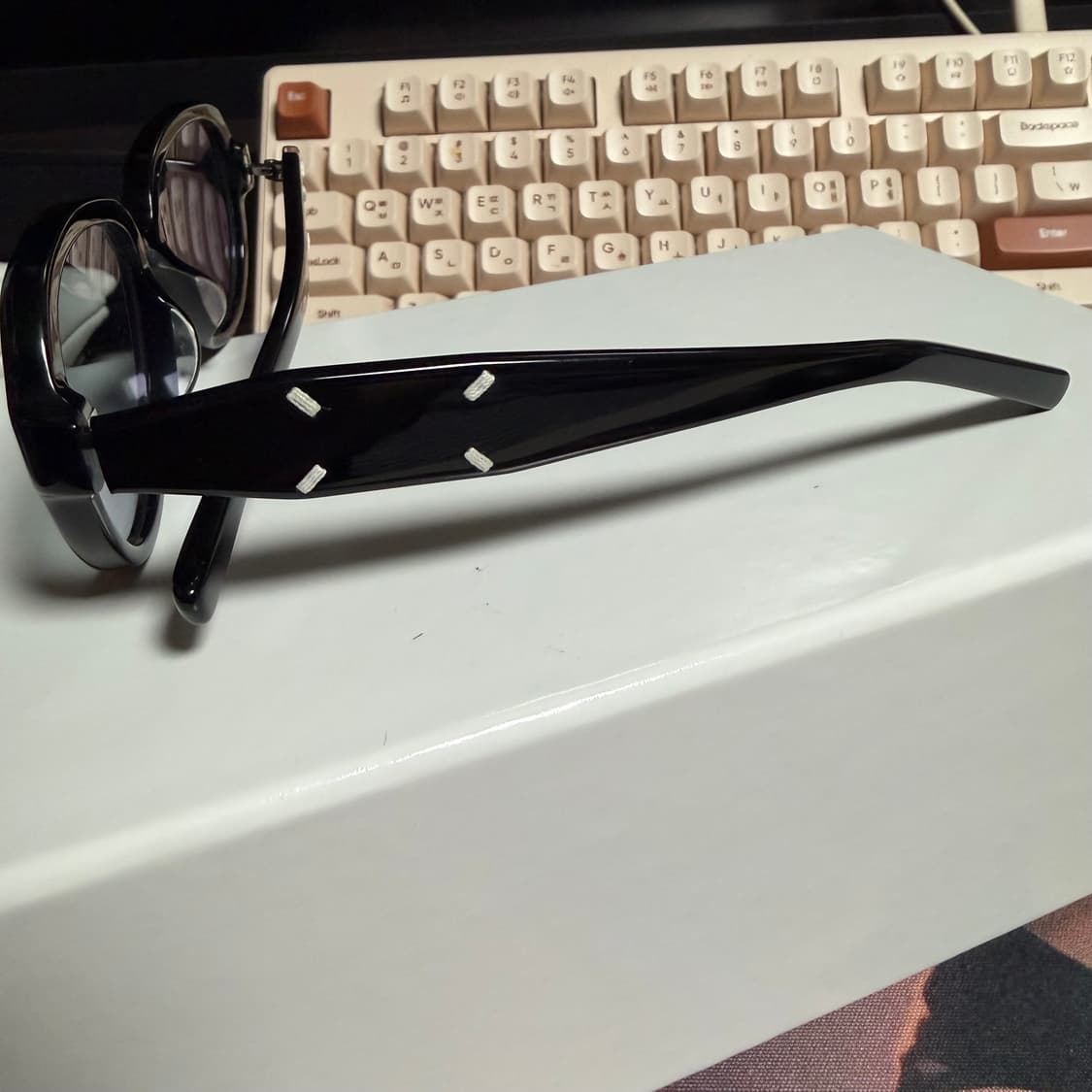 젠틀몬스터 메종마르지엘라 MM211 상품이미지6