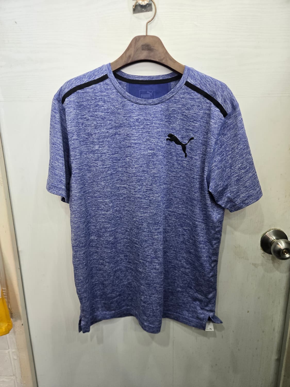 US M 사이즈 )) PUMA 푸마 반팔티셔츠! 디자인 색상 이뻐요 ㅎㅎ 상품이미지1