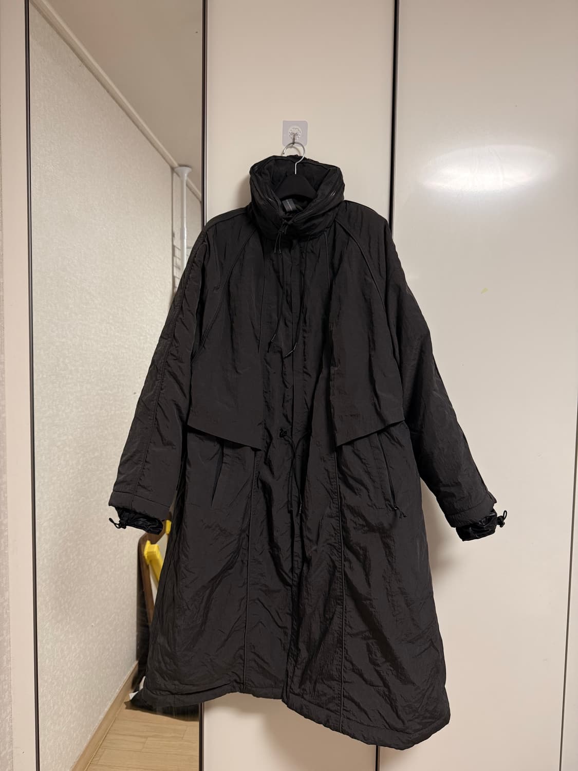 언어펙티드 파라슈트 신슐 코트 차콜 S 상품이미지1