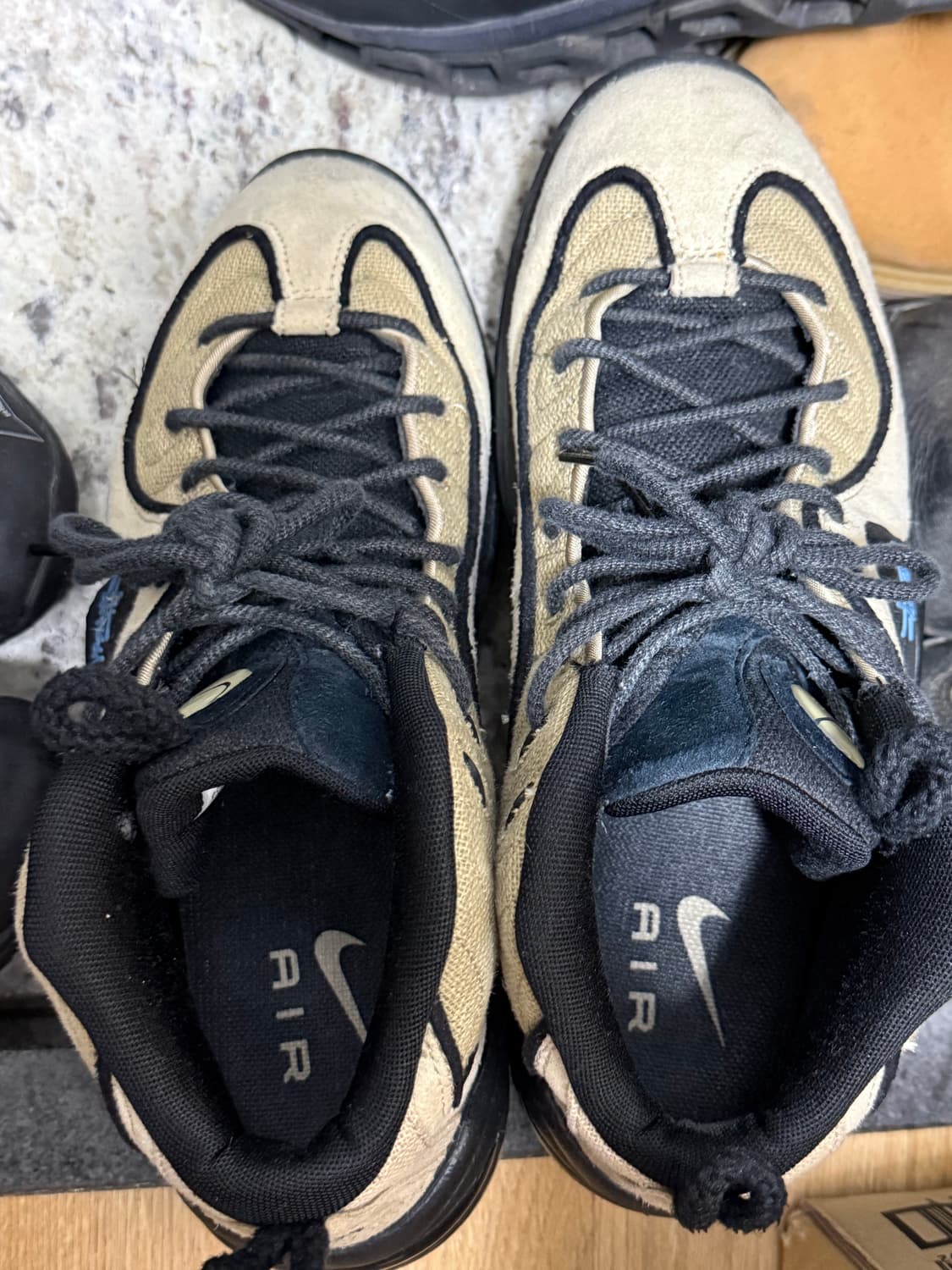 나이키x스투시 에어페니2 라탄 앤 라임스톤 상품이미지3