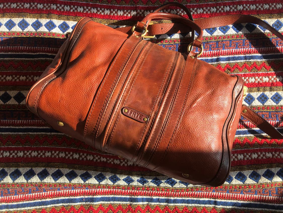 프라이 브라운 레더 보스턴백 상품이미지2