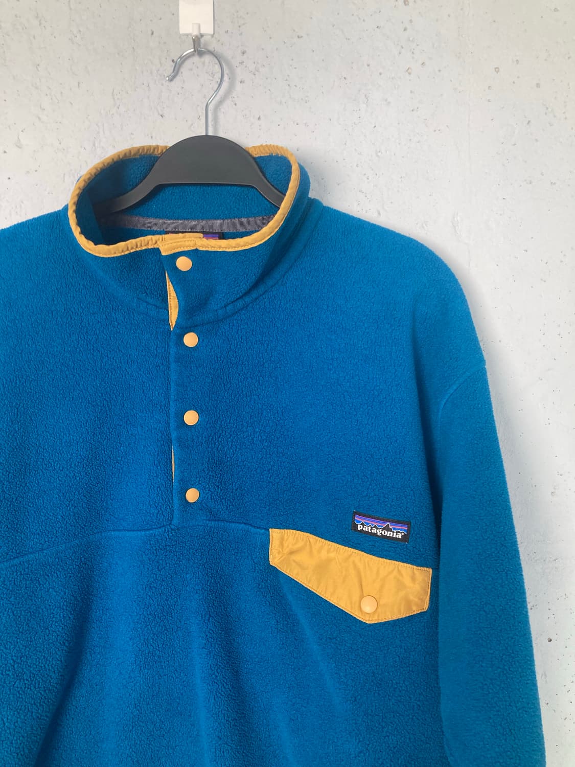 파타고니아 신칠라 풀오버 언더워터 블루/옐로우 (L) 상품이미지3