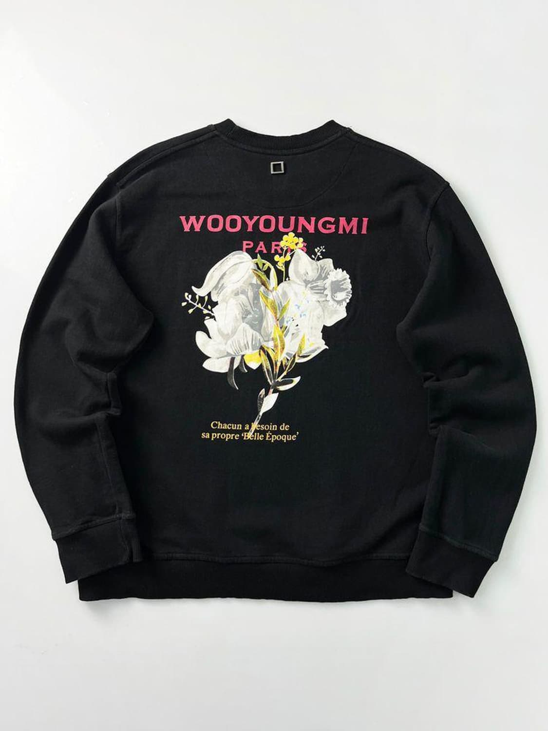 우영미 20FW 플라워 백로고 스웨트셔츠 PN3448 상품이미지1