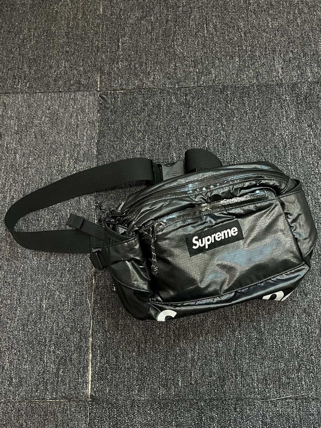 슈프림 코듀라 웨이스트백 상품이미지1