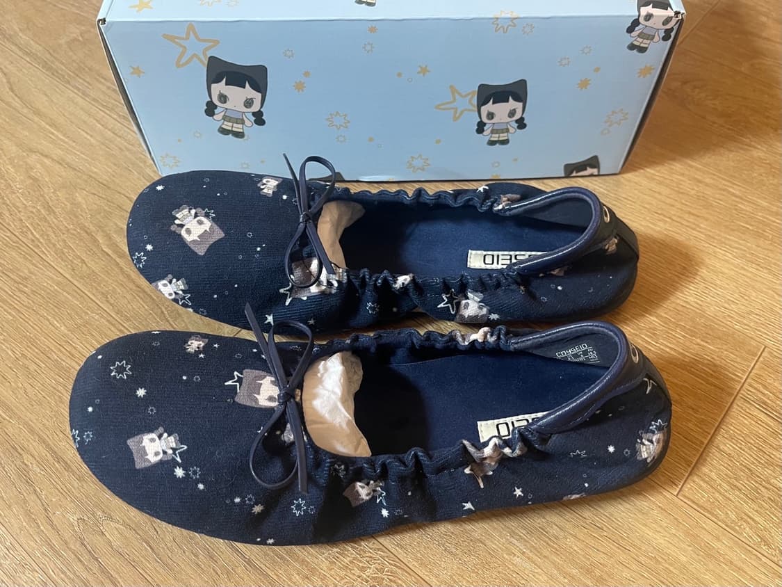 코이세이오 COYSEIO - SHIRRING FLAT SHOES NAVY 상품이미지5