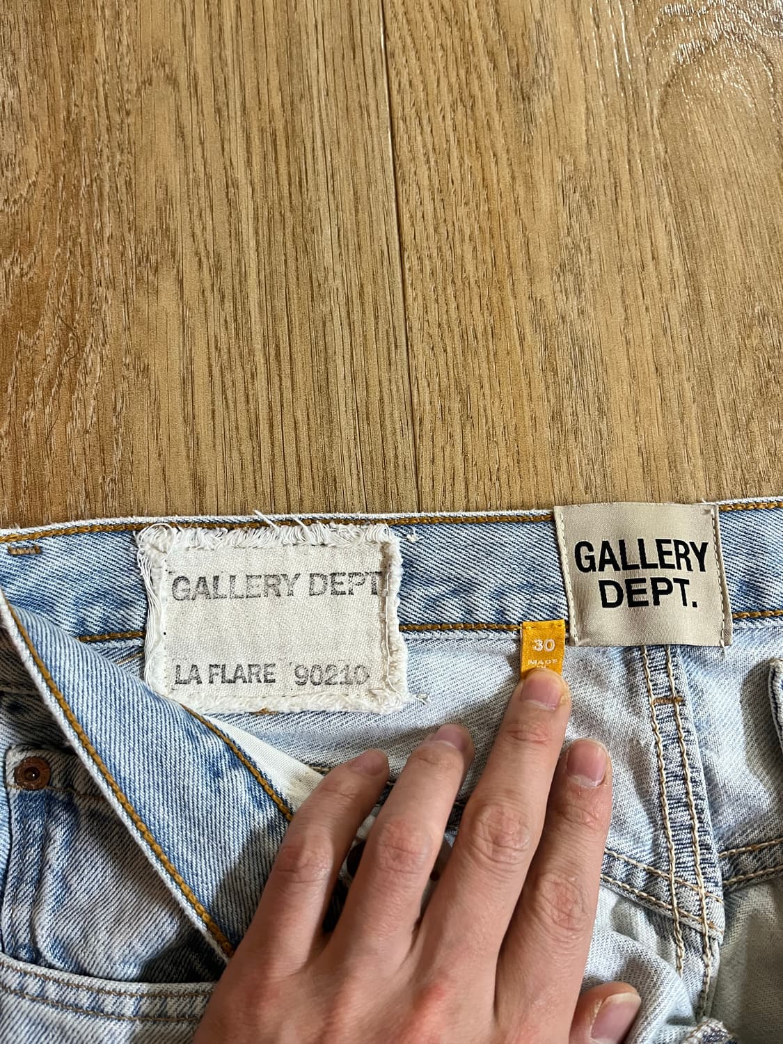 갤러리디파트먼트 la 플레어 데님 진 30사이즈 판매 상품이미지3