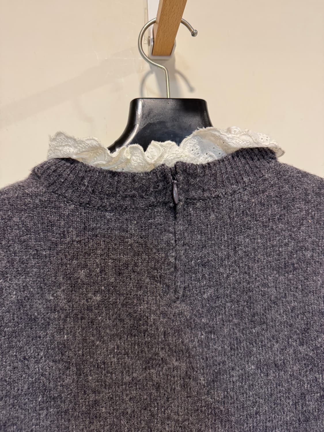 산드로 그레이 엘리어트 칼라 울 원피스 상품이미지4