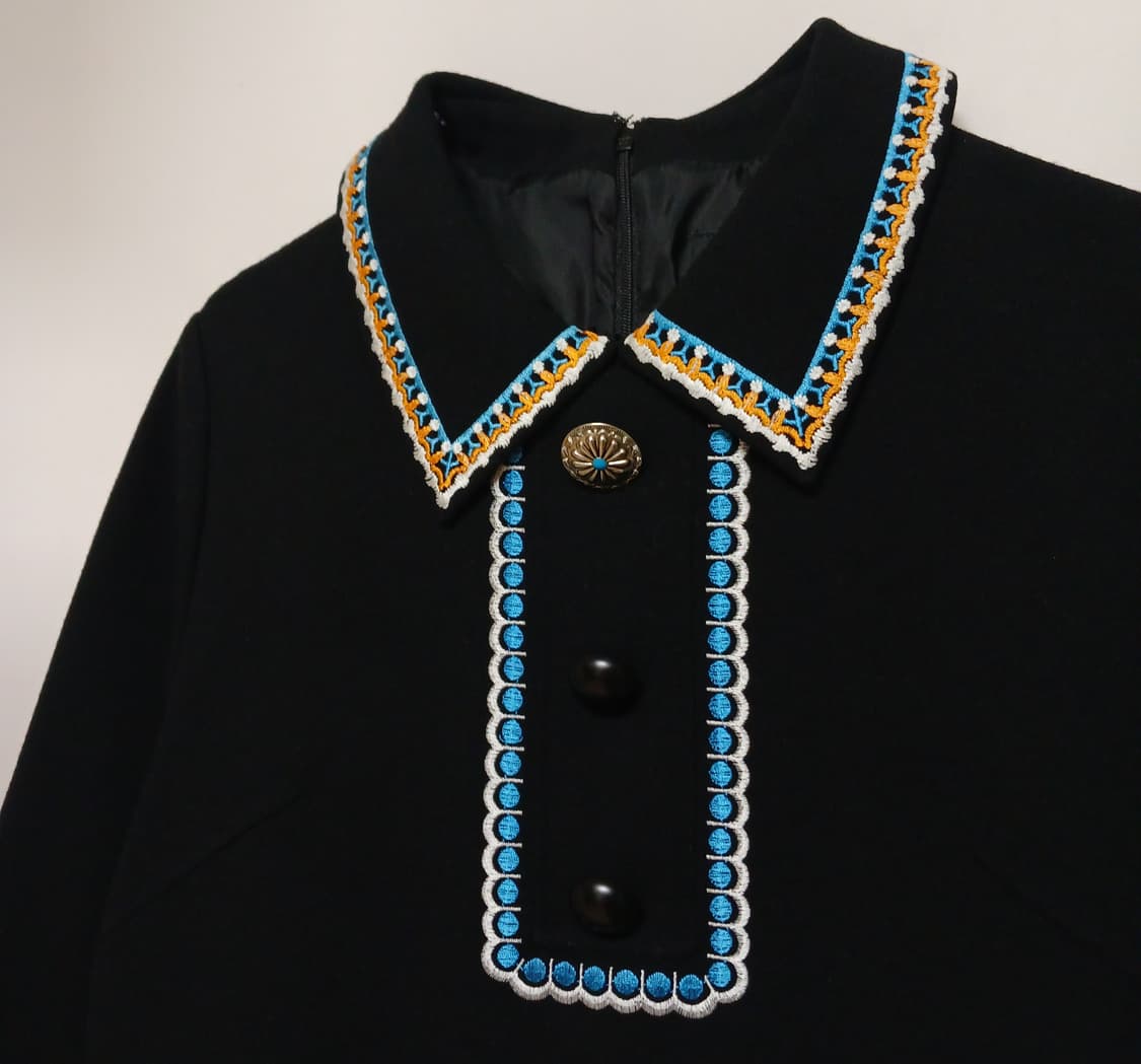 오즈세컨 O'2nd 자수장식 플리츠배색 도톰 원피스 상품이미지3