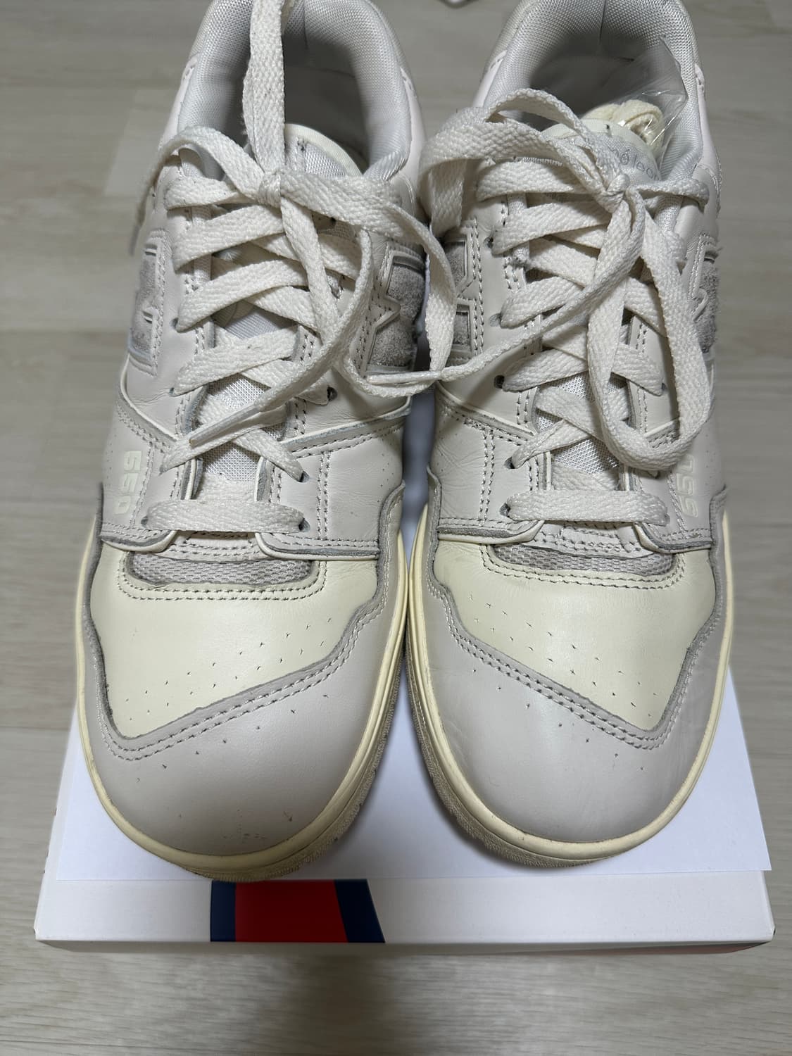 뉴발란스 x 에메 레온 도르 550 화이트 레더 265 상품이미지5