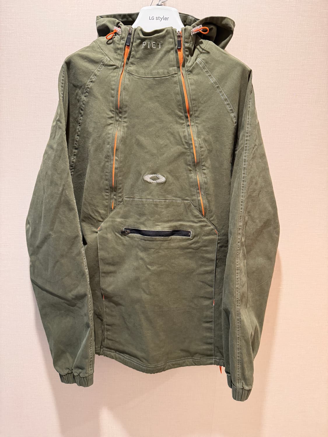 오클리 x 피에트 원드브레이커 L 상품이미지4