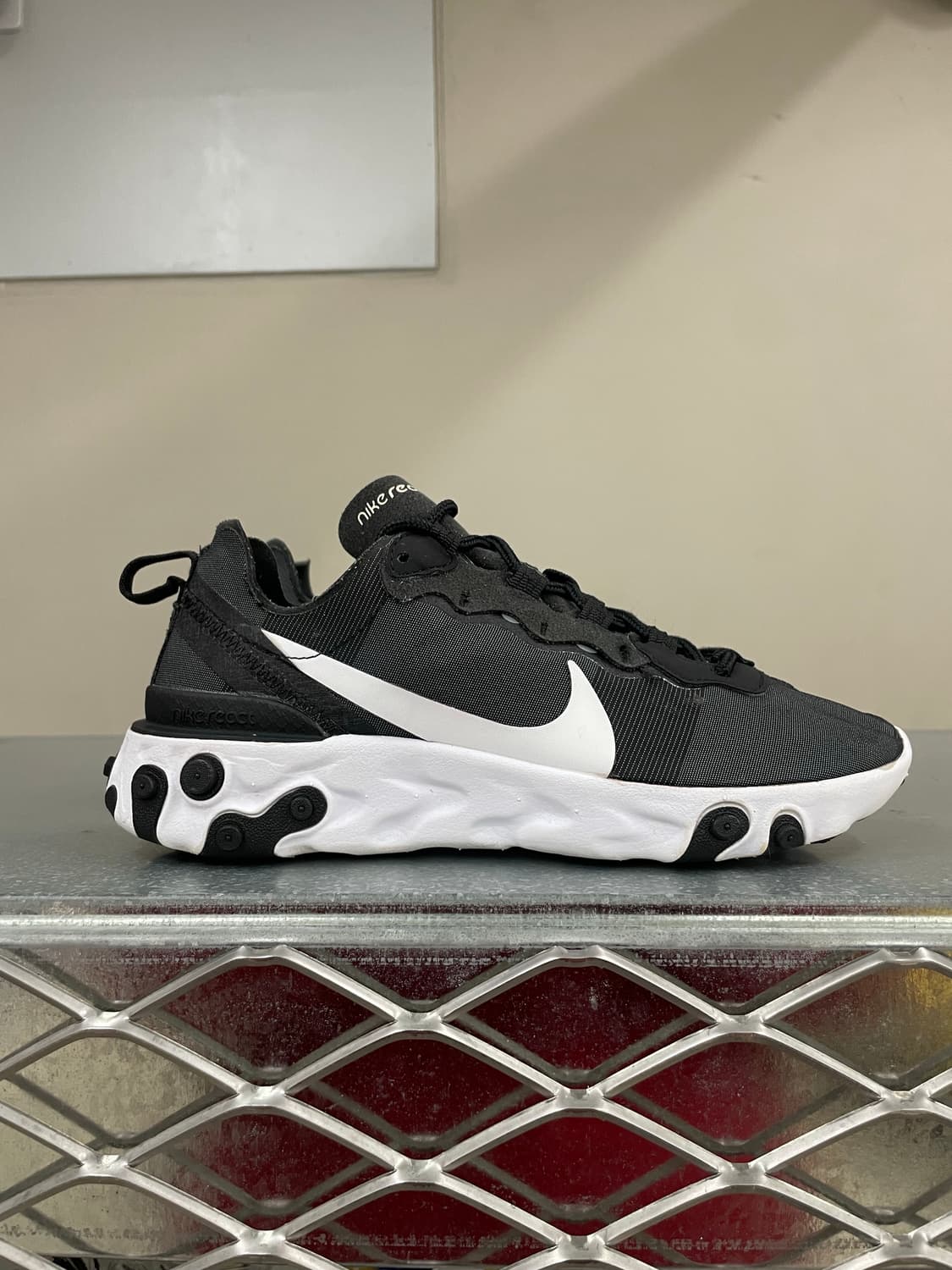 나이키 리액트 엘리먼트 55 235 상품이미지4