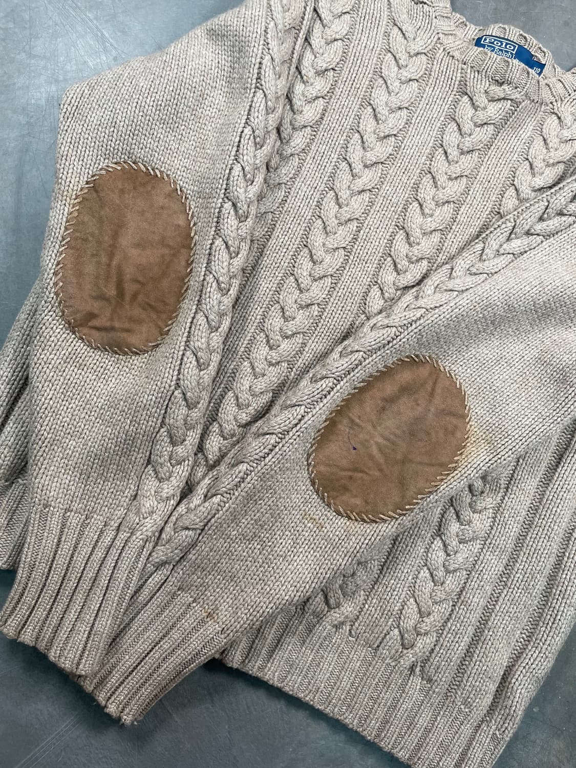 폴로 꽈배기 엘보 패치 니트 상품이미지4