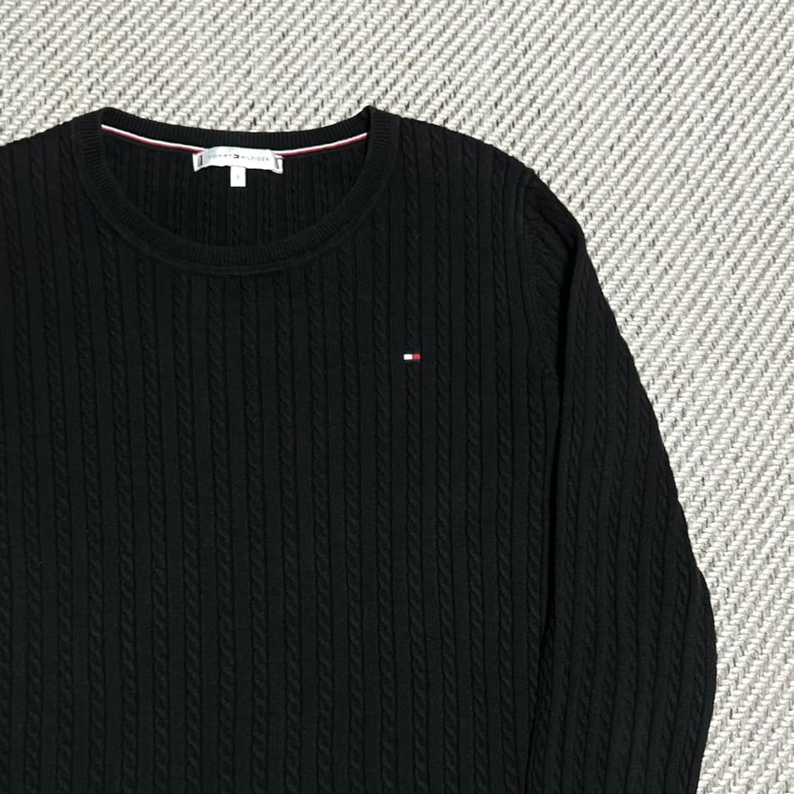 [S] Tommy 타미힐피거 우먼즈 케이블 블랙 라운드 니트 상품이미지2