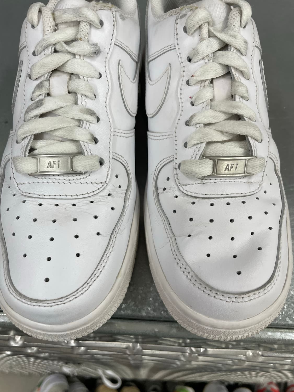 나이키 에어포스 1 로우 화이트 230 상품이미지7