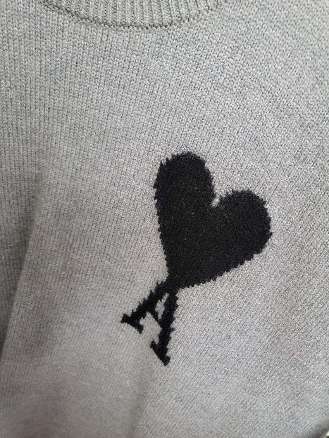 아미 빅하트 로고 니트 매장판정품 남성 105사이즈  상품이미지4