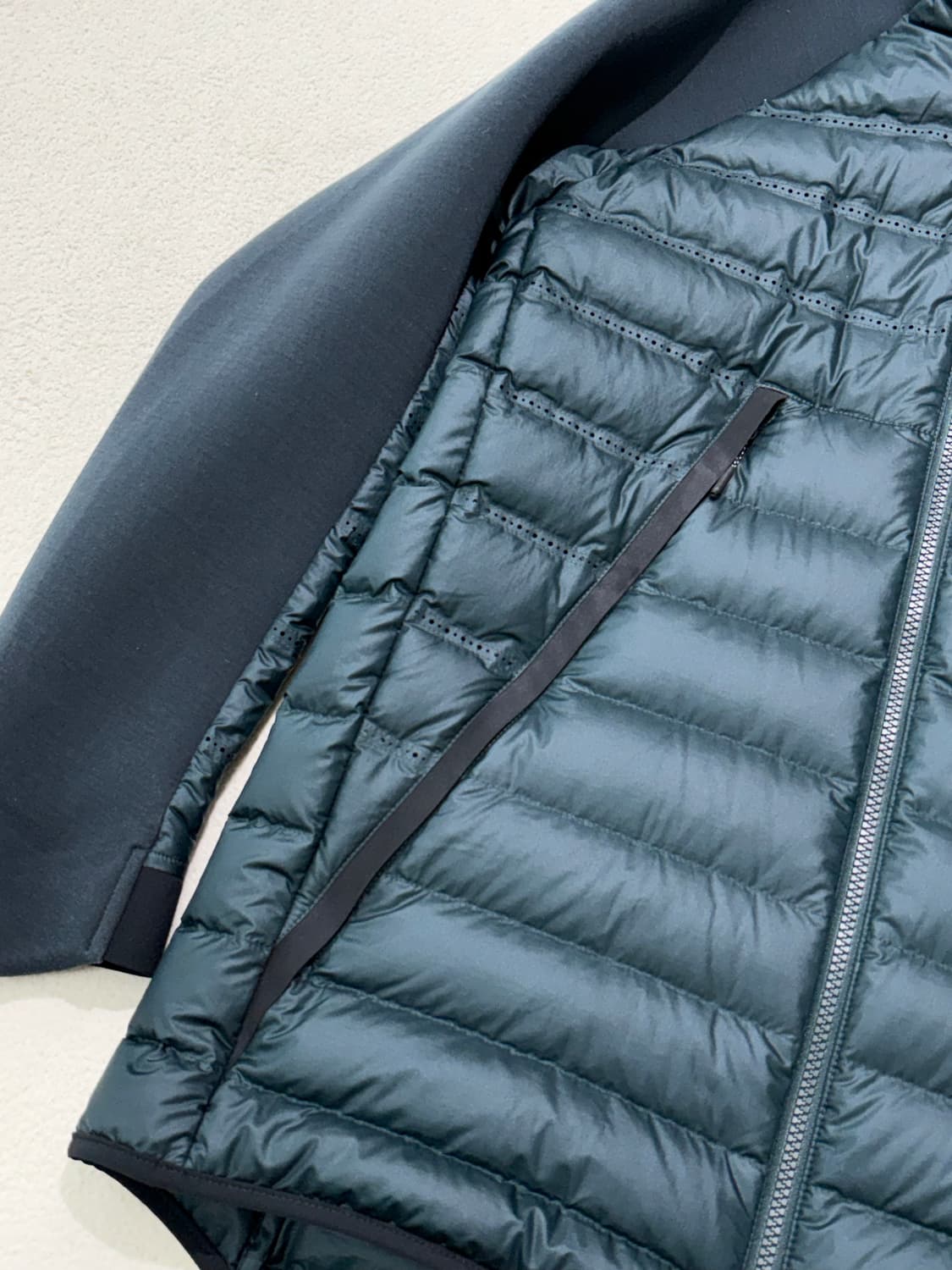 나이키 테크플리스 에어로로프트 경량패딩 자켓 100 상품이미지4