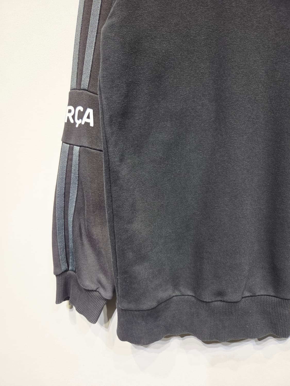 FC바르셀로나 배색 라인 맨투맨 상품이미지4