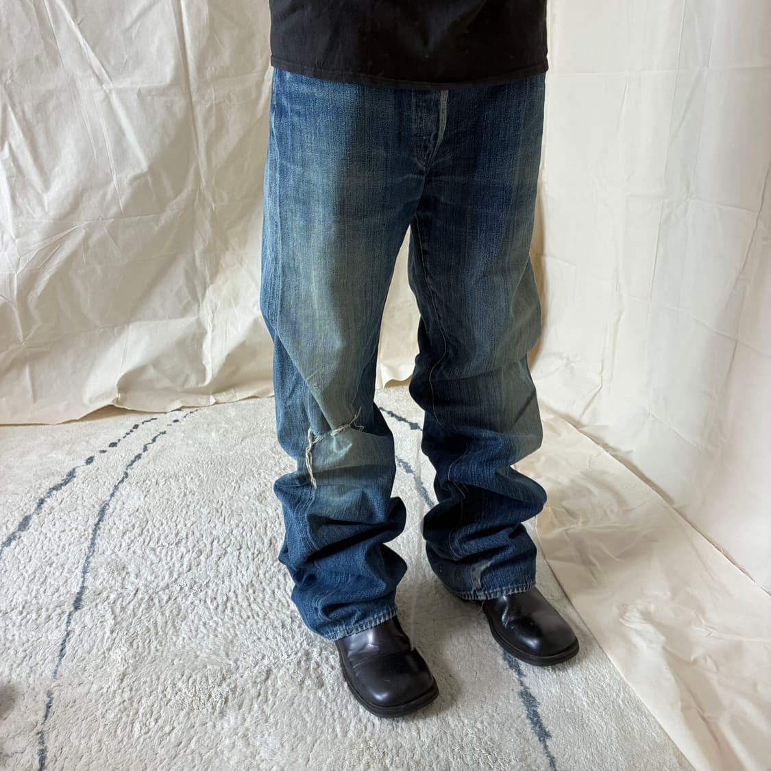 Distressed Straight Leg Selvedge Jeans 상품이미지1